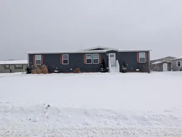 11219 Wildbrook Court, SouthLyon, MI 48178