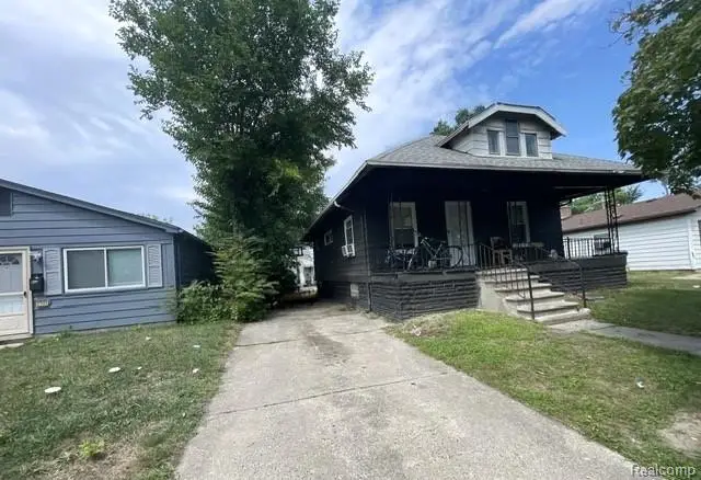 1317 E Muir Avenue, Hazel Park, MI 48030 - Image #2