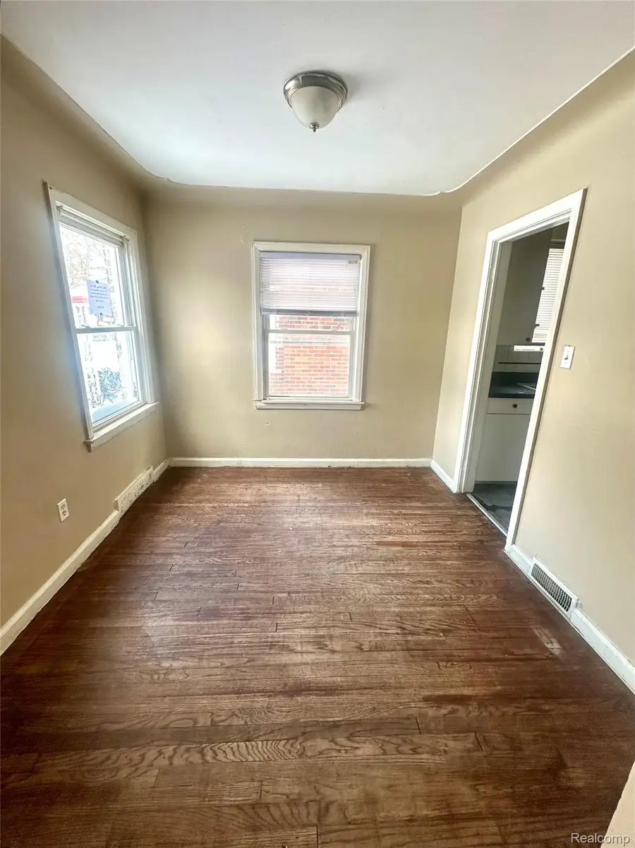 10696 Stratman Street, Detroit, MI 48224 - #3