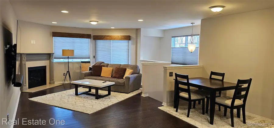 6988 Boulder Pointe Drive #85, Washington, MI 48094 - Image #3