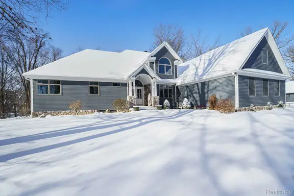 6441 Huron Creek Court, Dexter, MI 48130