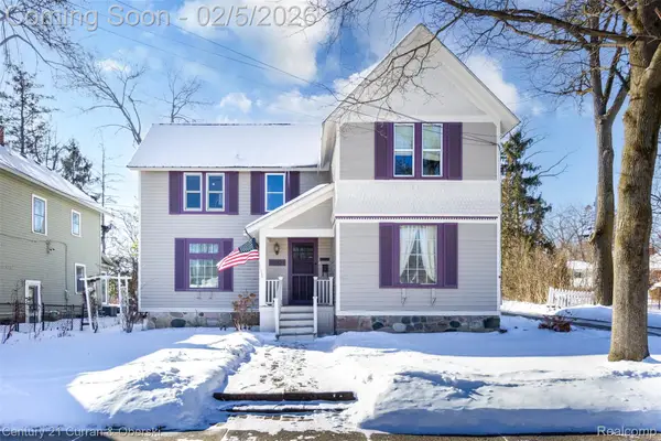 34021 Grand River Avenue, Farmington, MI 48335