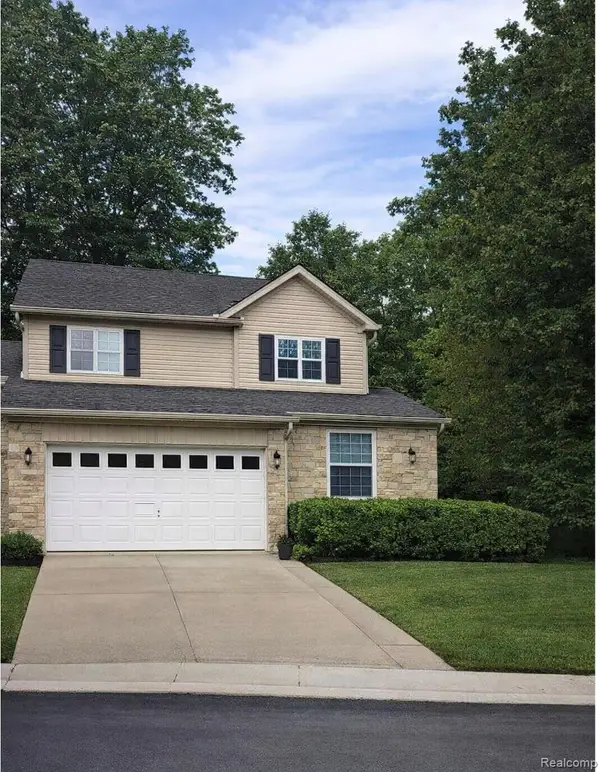 41772 E Glade Road W #41, Canton, MI 48187