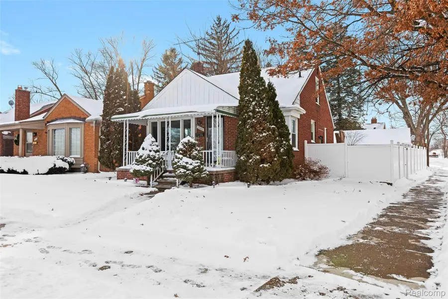 3406 Ferris Avenue, Lincoln Park, MI 48146 - Image #2