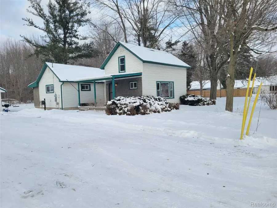 36730 Union Road, New Boston, MI 48164 - Image #3