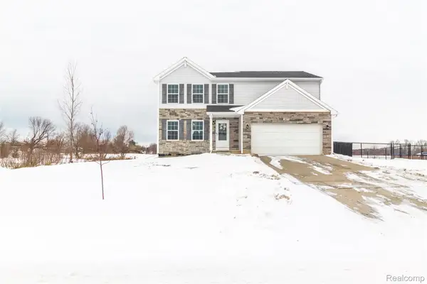 2884 Berkshire Street, Lapeer, MI 48446