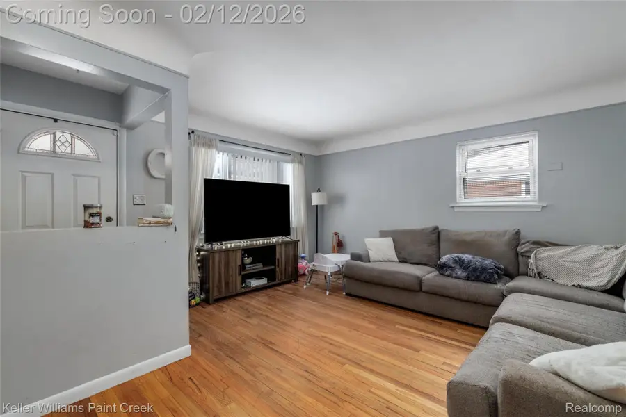 29336 Rosebriar Street, Saint Clair Shores, MI 48081 - Image #2