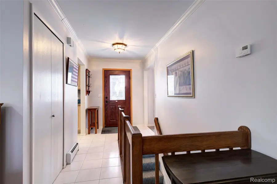 9870 Cambridge Court #121-2, South Lyon, MI 48178 - Image #3