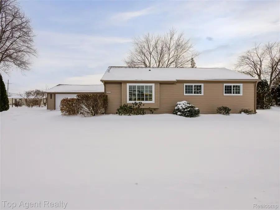 20580 21 Mile Road, Macomb, MI 48044 - Image #2