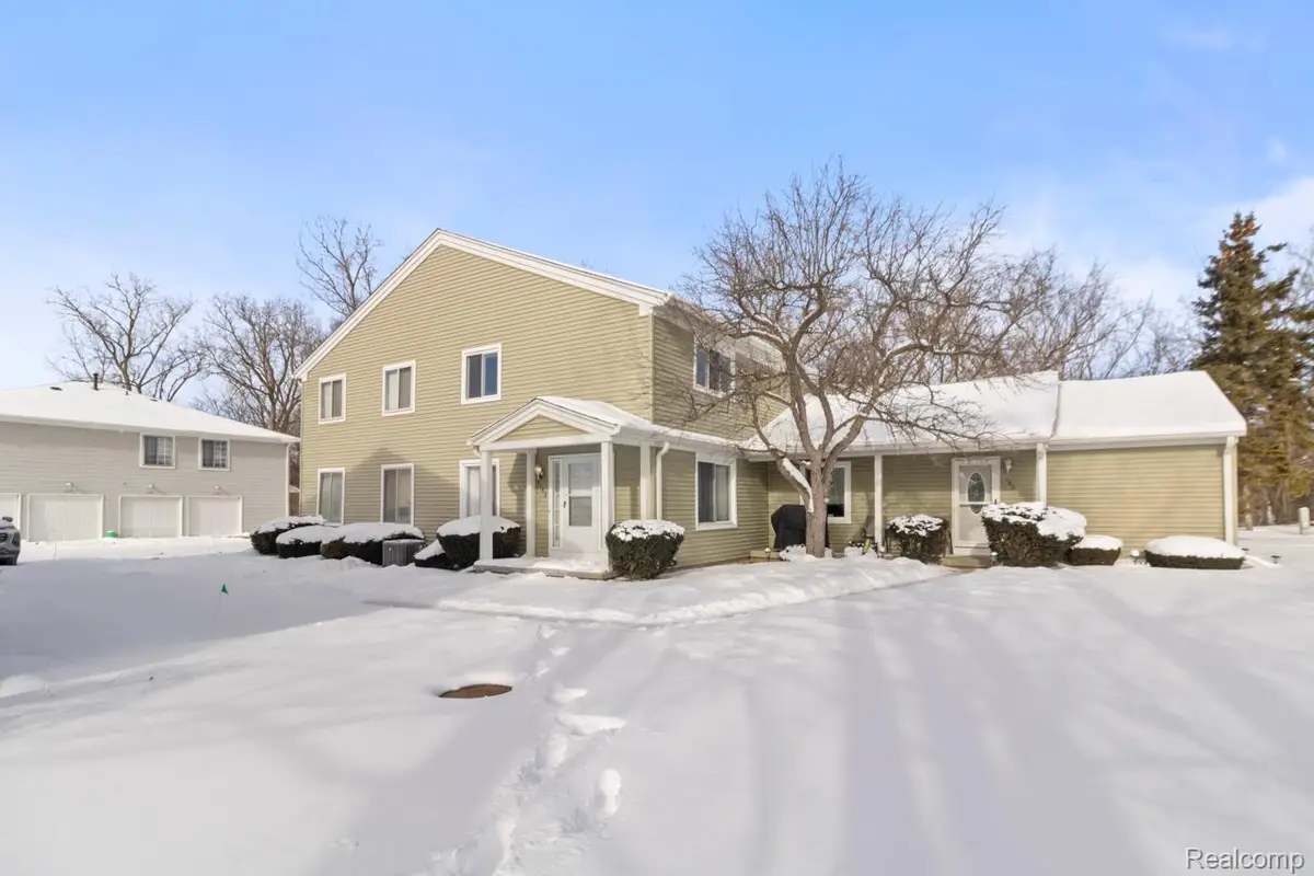 1142 Leisure Drive, Flint, MI 48507 - Image #1