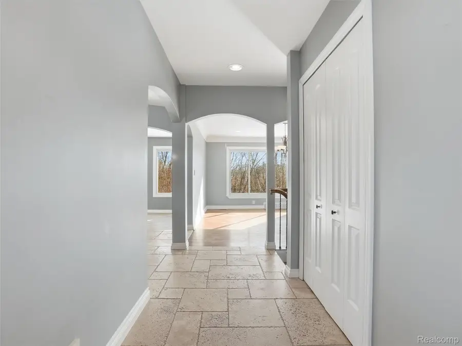 29750 Bristol Lane, Bingham Farms, MI 48025 - #2