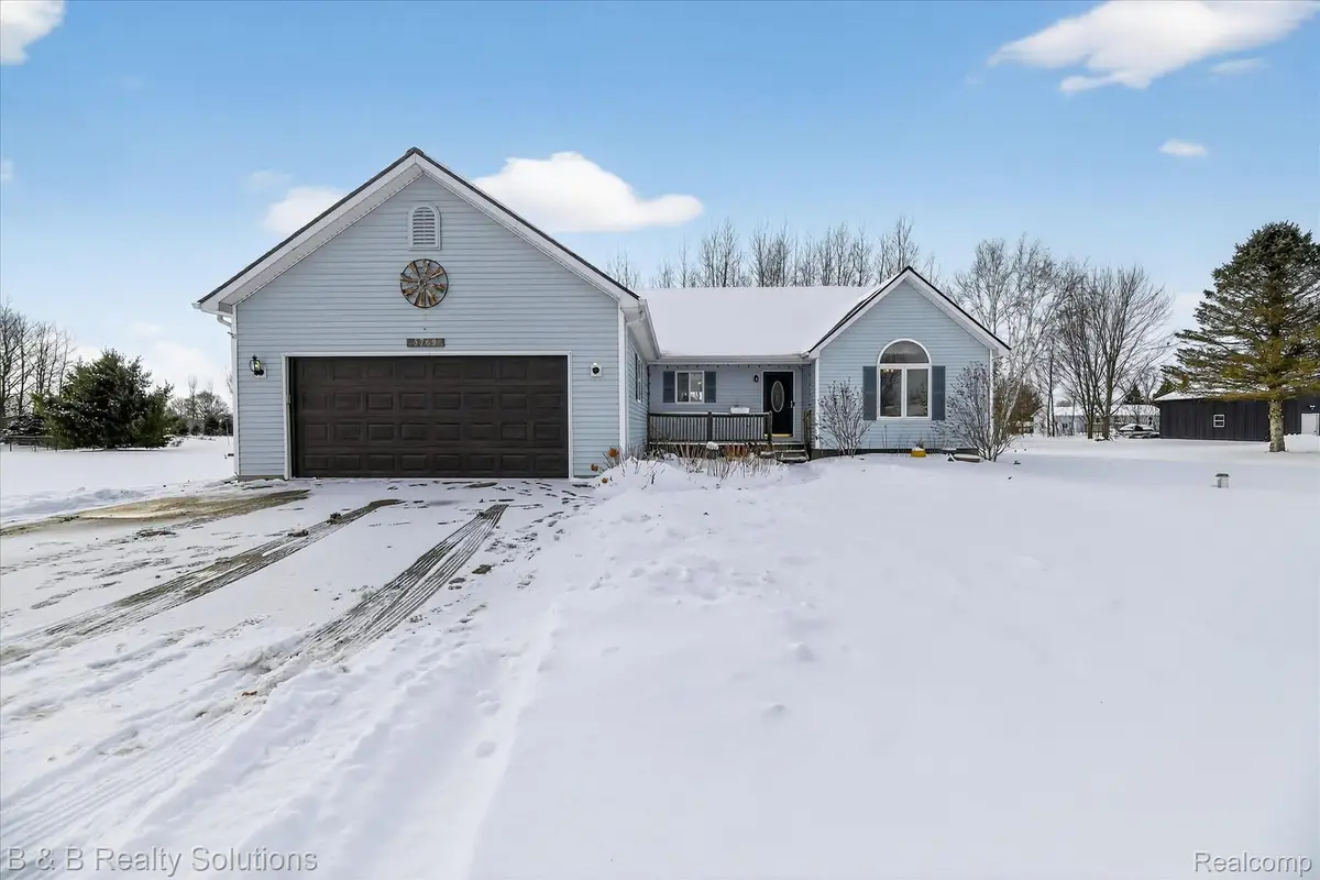 5769 Cobblestone Drive, Deerfield, MI 48461 - Image #1