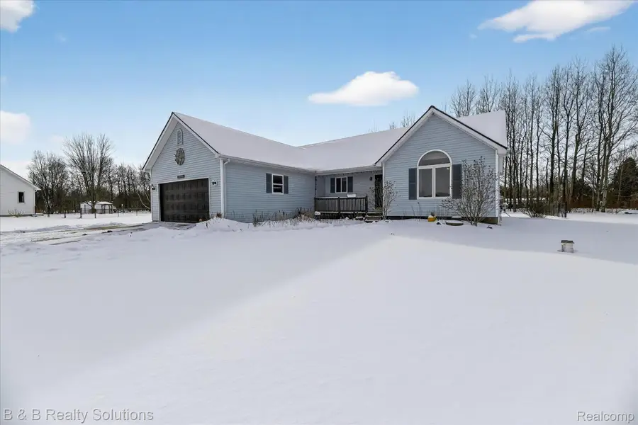 5769 Cobblestone Drive, Deerfield, MI 48461 - Image #2