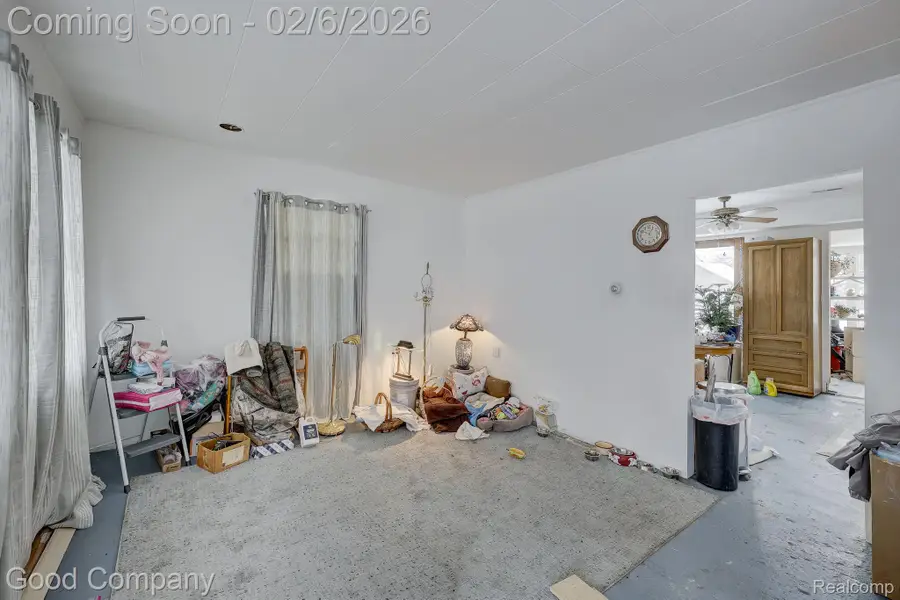 1560 E Meyers Avenue, Hazel Park, MI 48030 - #2