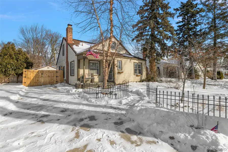 21819 California Street, Saint Clair Shores, MI 48080 - Image #2