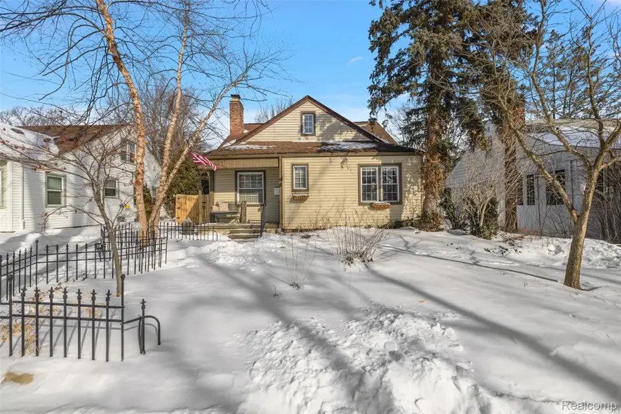 21819 California Street, Saint Clair Shores, MI 48080 - Image #3