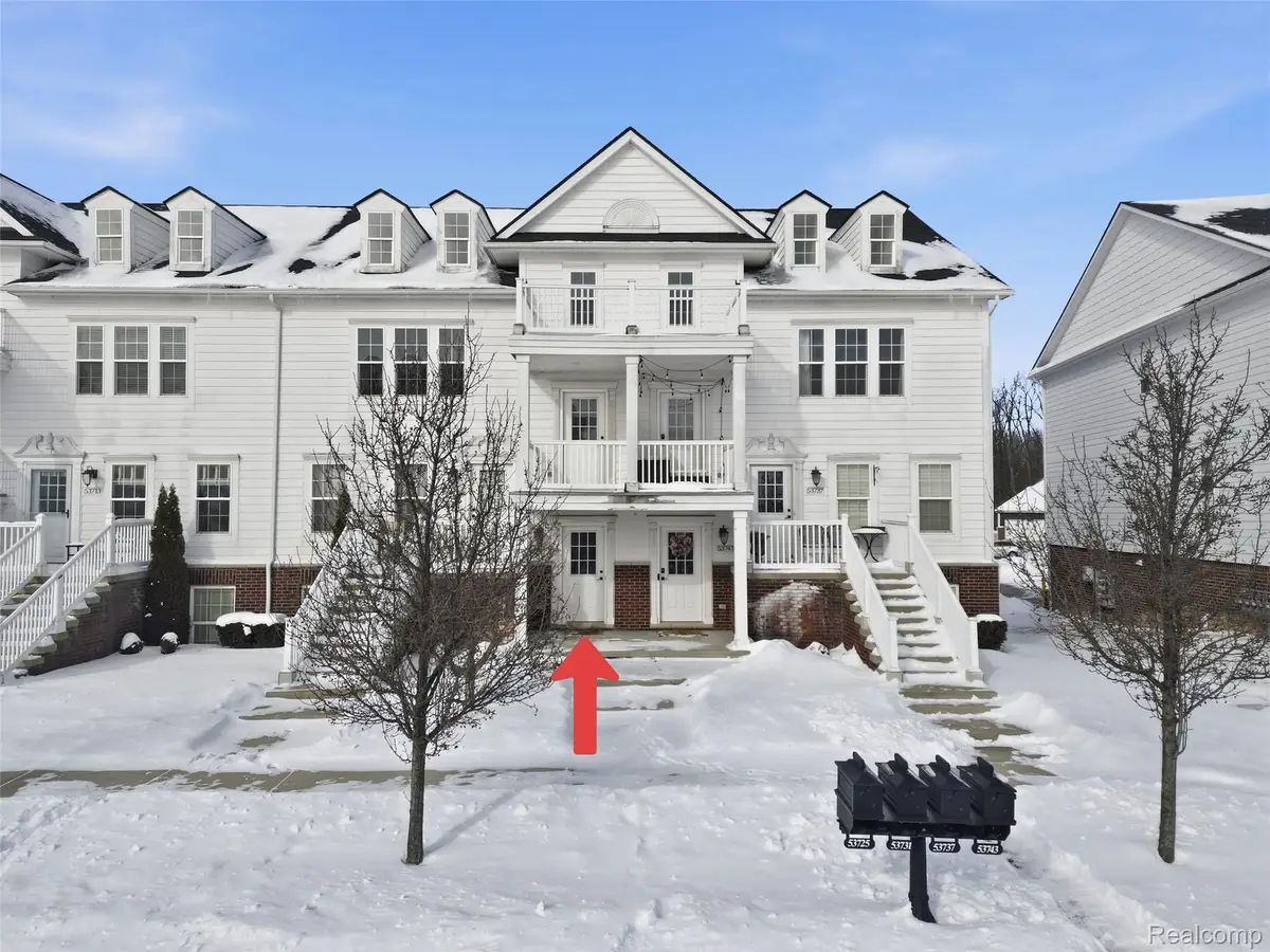 53731 Champlain Street, Macomb, MI 48042 - Image #1