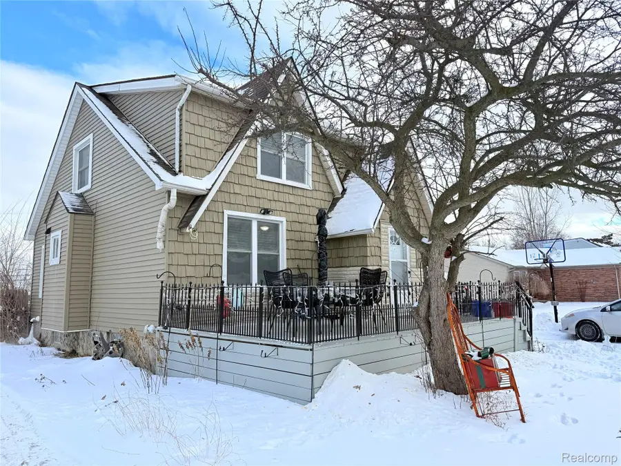 33526 Duncan, Fraser, MI 48026 - Image #3