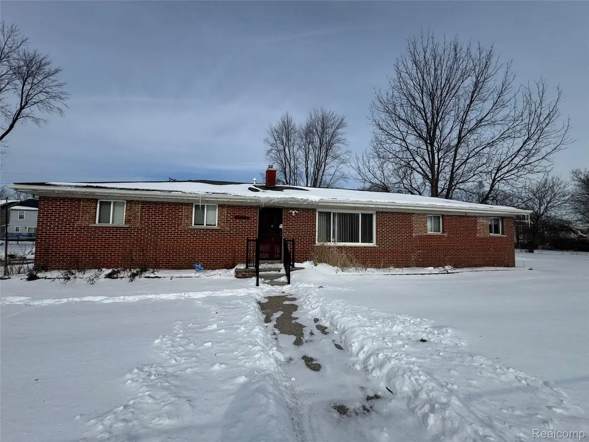 36214 Vinewood Street, Romulus, MI 48174 - Image #1