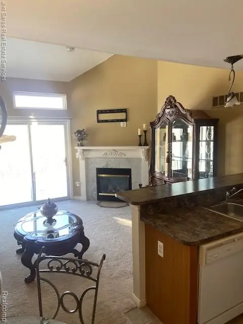 35017 Windsor Drive, New Baltimore, MI 48047 - Image #3