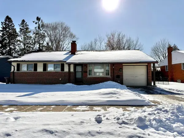 33659 Blackfoot Street, Westland, MI 48185