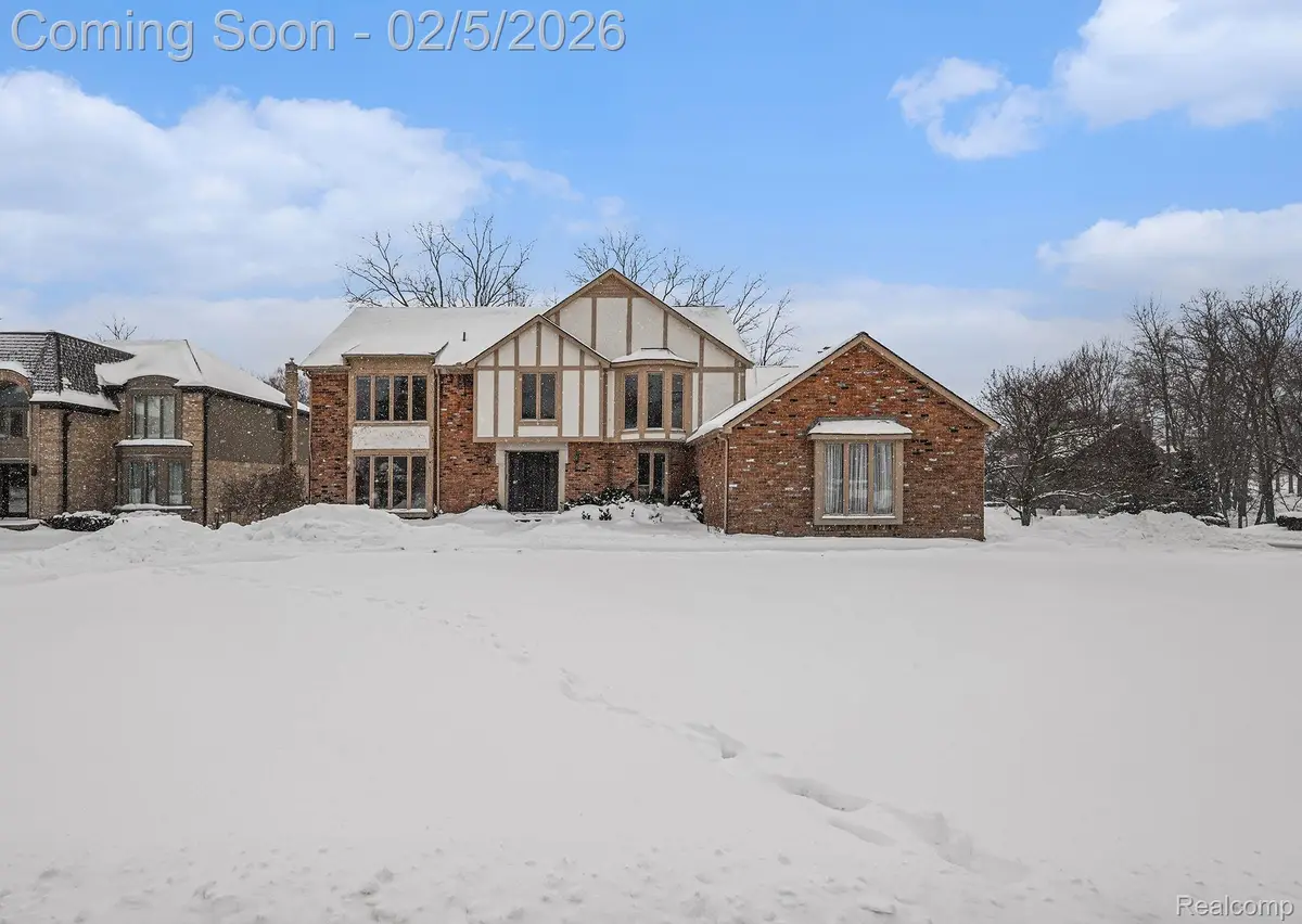 1680 Edinborough Drive, Rochester Hills, MI 48306 - Image #1