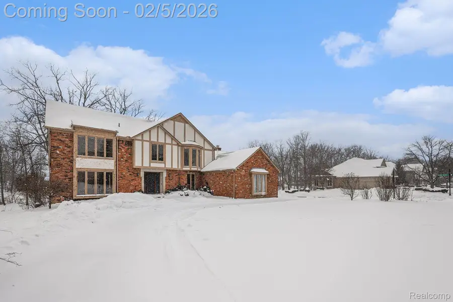 1680 Edinborough Drive, Rochester Hills, MI 48306 - Image #3