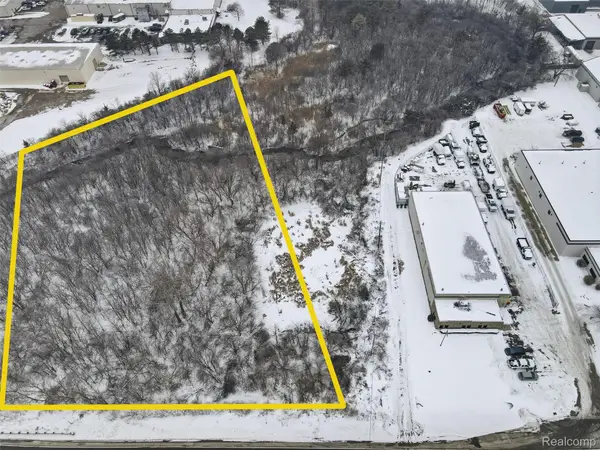 000 Powell Road, Romeo, MI 48065