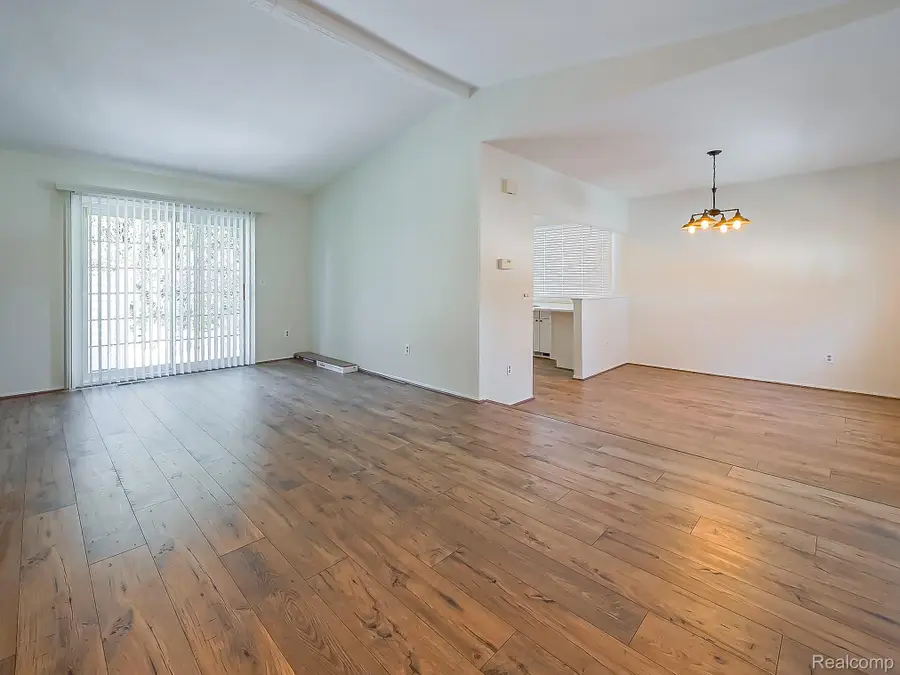 19202 Edward Court, Clinton Charter Township, MI 48038 - Image #2