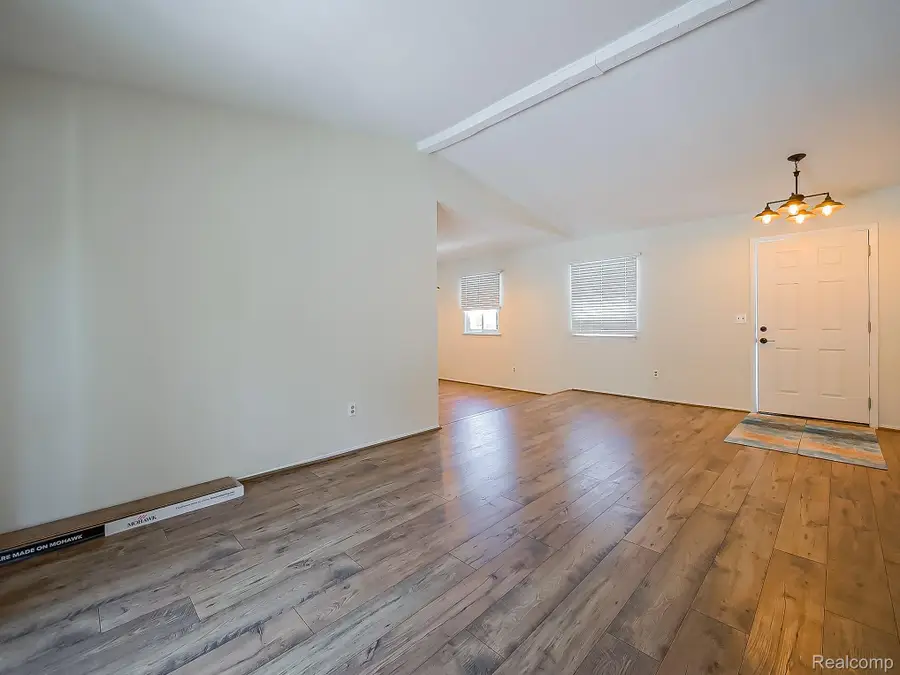 19202 Edward Court, Clinton Charter Township, MI 48038 - Image #3