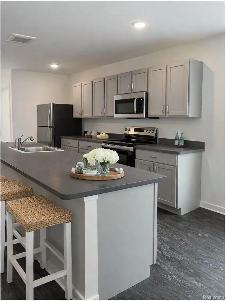 365 N Dorsey Ave Street #30, Ypsilanti, MI 48198 - Image #3