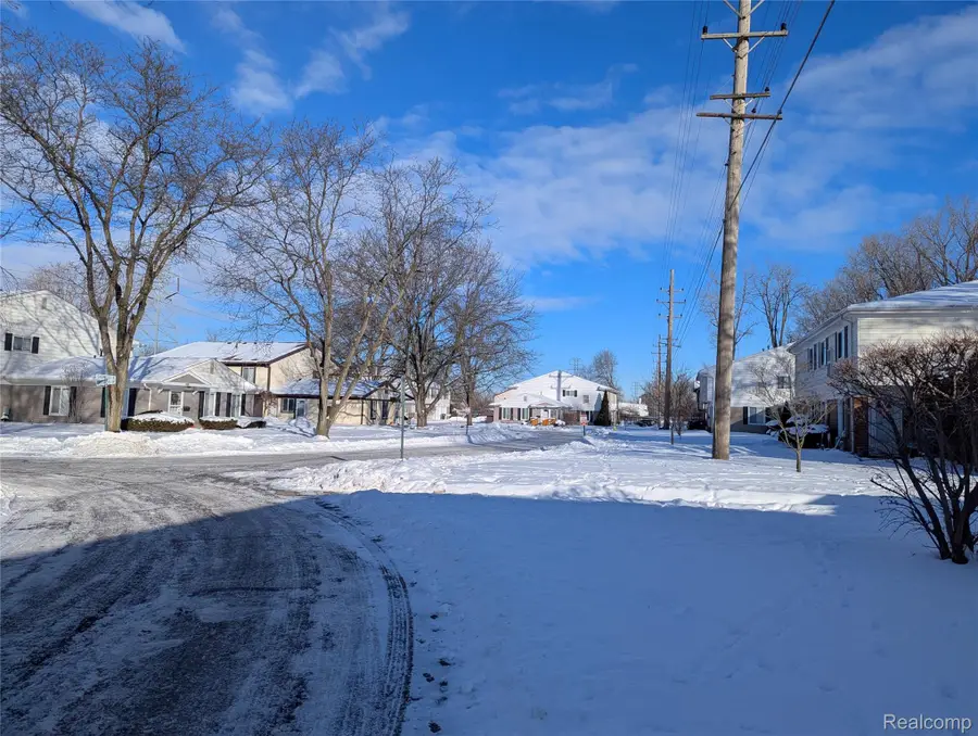 38030 Greenwood Street, Westland, MI 48185 - Image #3