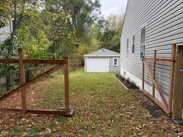 609 Elkinford Drive, White Lake, MI 48383 - #2