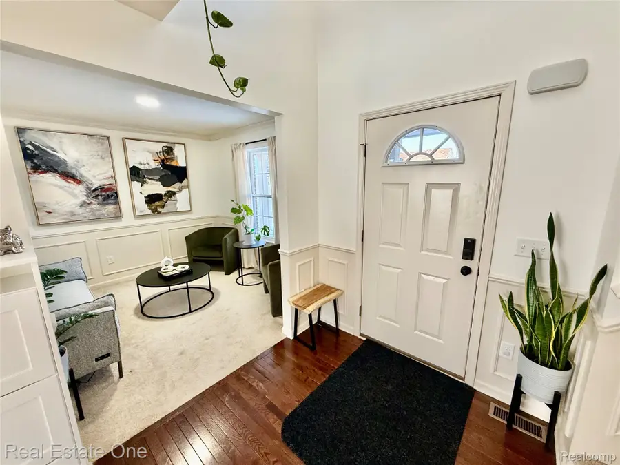 4112 Peach Tree Lane, Howell, MI 48843 - Image #2