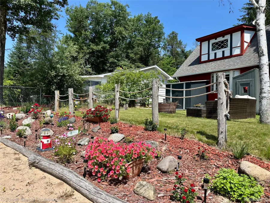 7351 Chain Lake Drive, South Branch, MI 48761 - Image #3