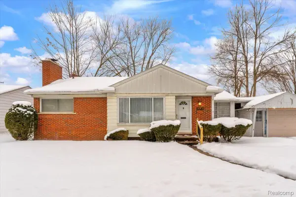 18979 Whitby Street, Livonia, MI 48152