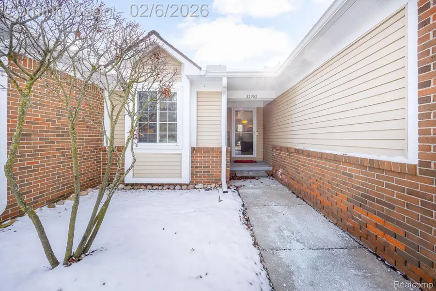 21955 Concord Drive, Riverview, MI 48193 - #2