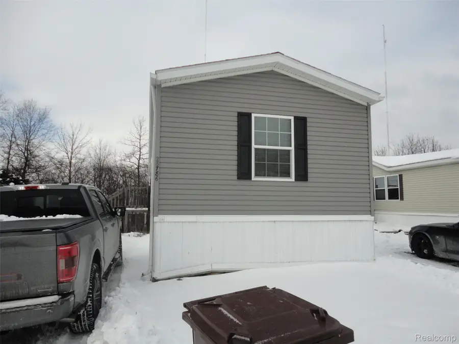 28786 Glenwood, Huron, MI 48134 - Image #2