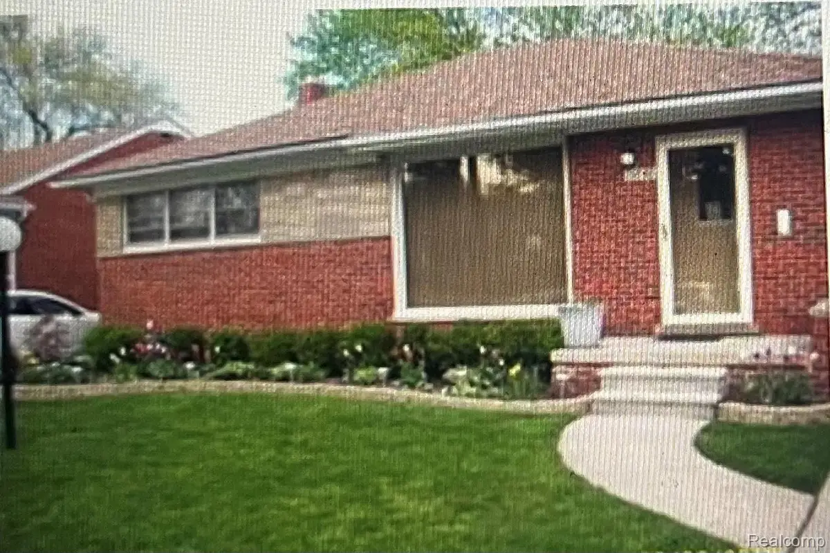 22130 Kenosha Street S, Oak Park, MI 48237 - #1