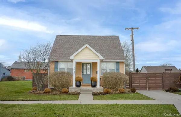 17921 Oakdale Street, Roseville, MI 48066