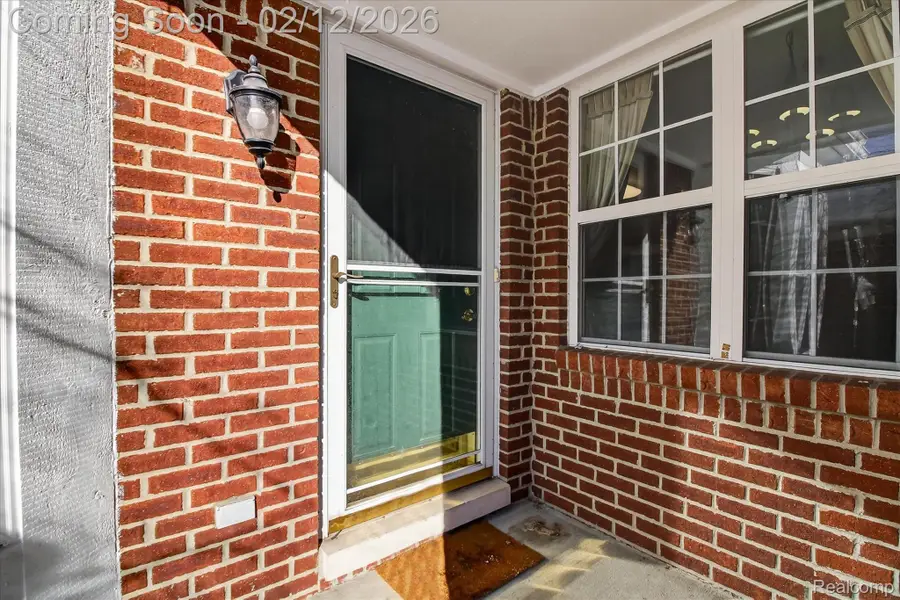 606 Shady Maple Drive, Wixom, MI 48393 - #3