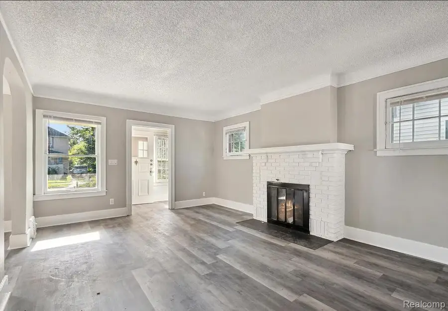 12027 Manor Street, Detroit, MI 48204 - Image #2