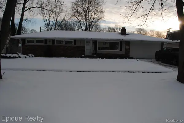 1009 Illinois Street, Marysville, MI 48040