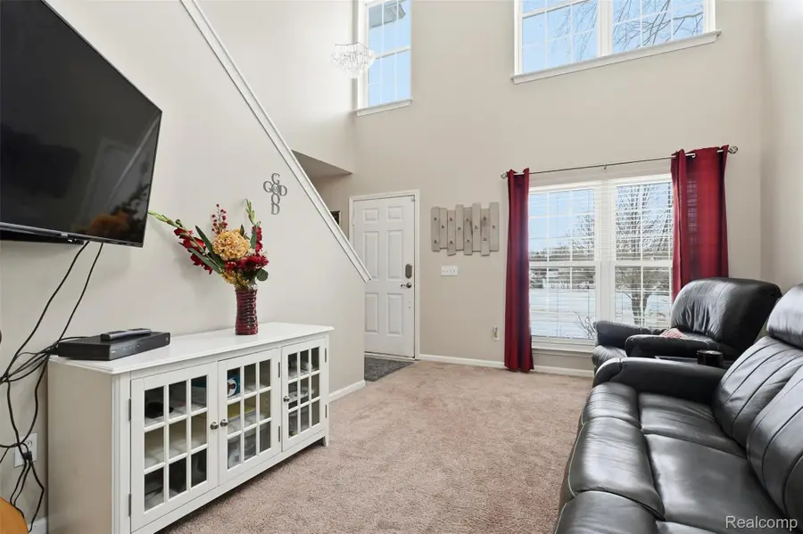 3800 Snowden Lane, Howell, MI 48843 - Image #2