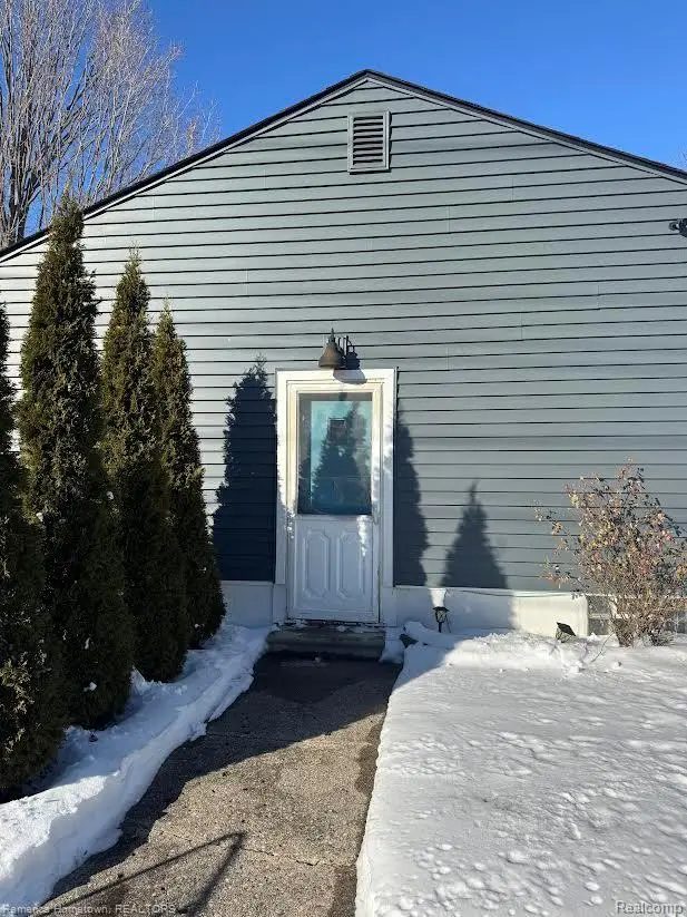 6444 Helen Street, Garden City, MI 48135 - Image #3