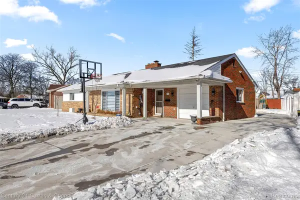 25520 Elon Drive, DearbornHeights, MI 48127