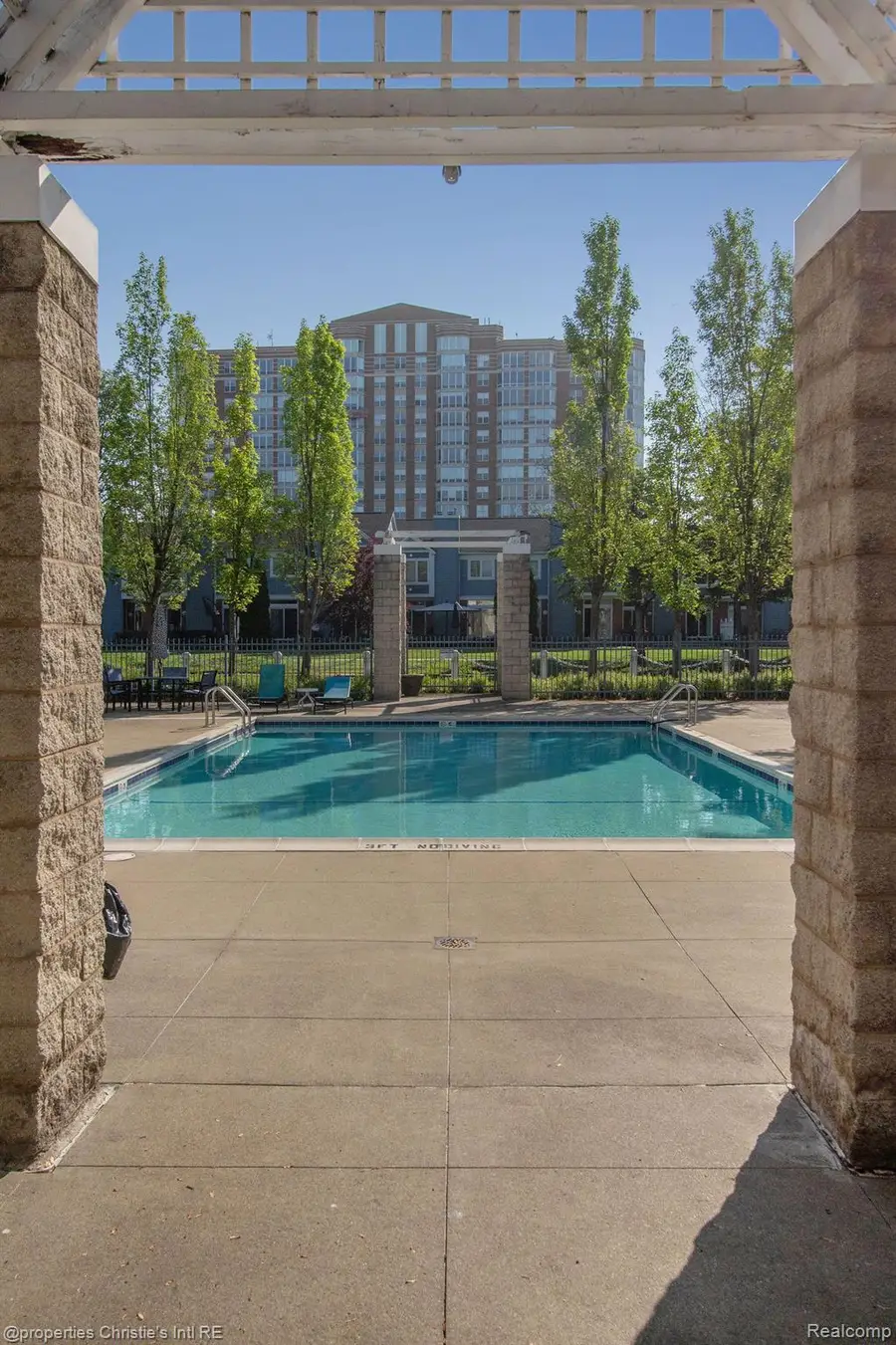 3320 Spinnaker Lane #16B, Detroit, MI 48207 - Image #2