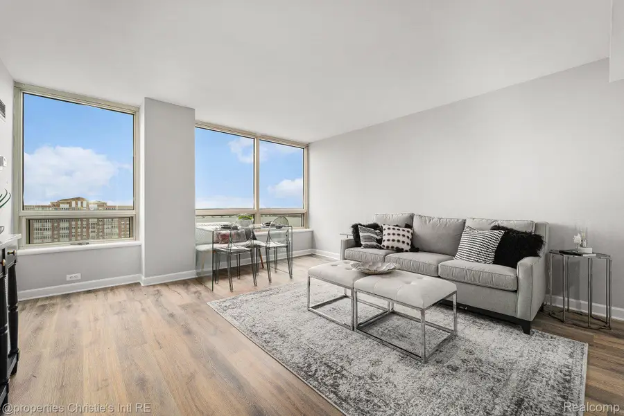 3320 Spinnaker Lane #16B, Detroit, MI 48207 - Image #3