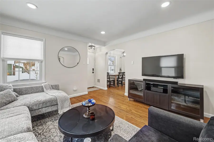 823 Mclean Avenue, Royal Oak, MI 48067 - #2