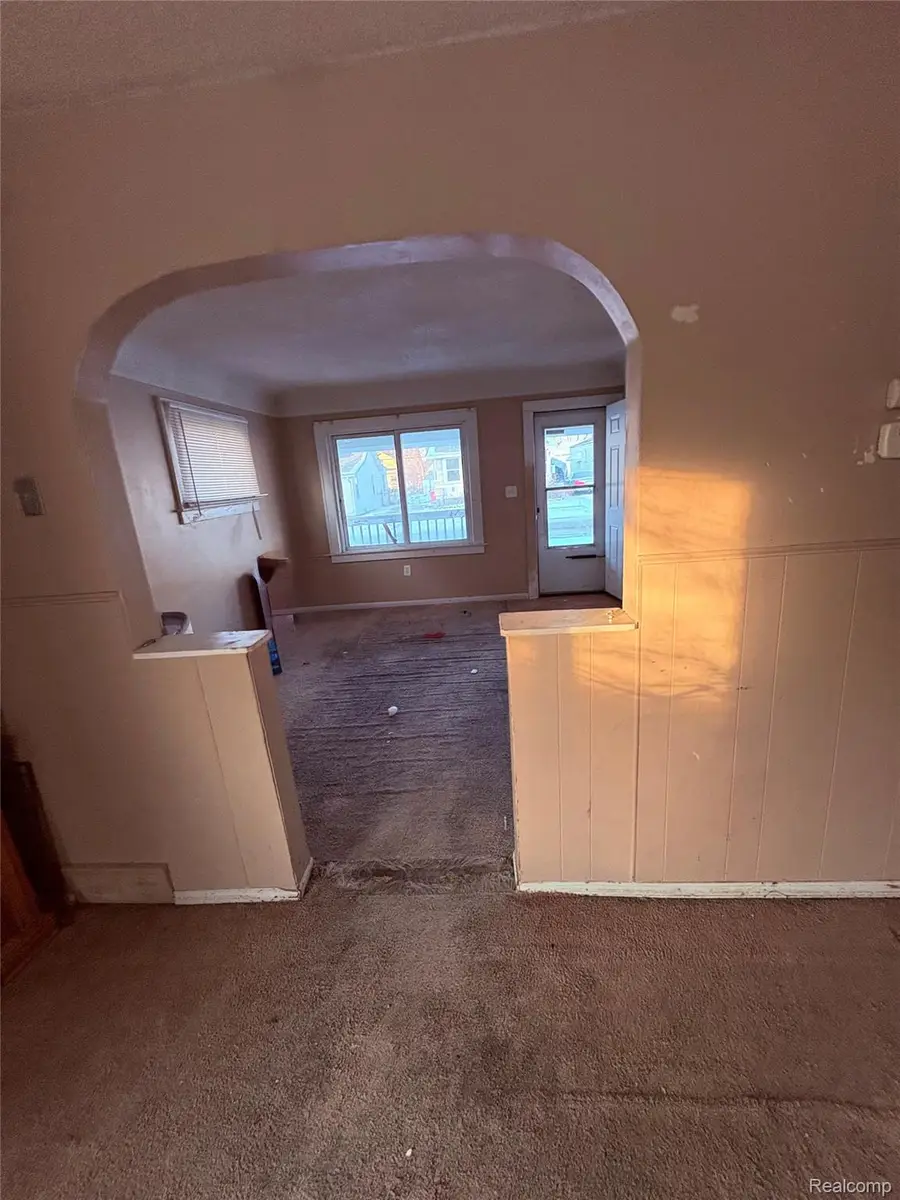 28042 Maple Street, Roseville, MI 48066 - Image #3